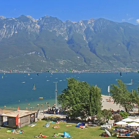 Holideal Surf 57 Campione Appartement *